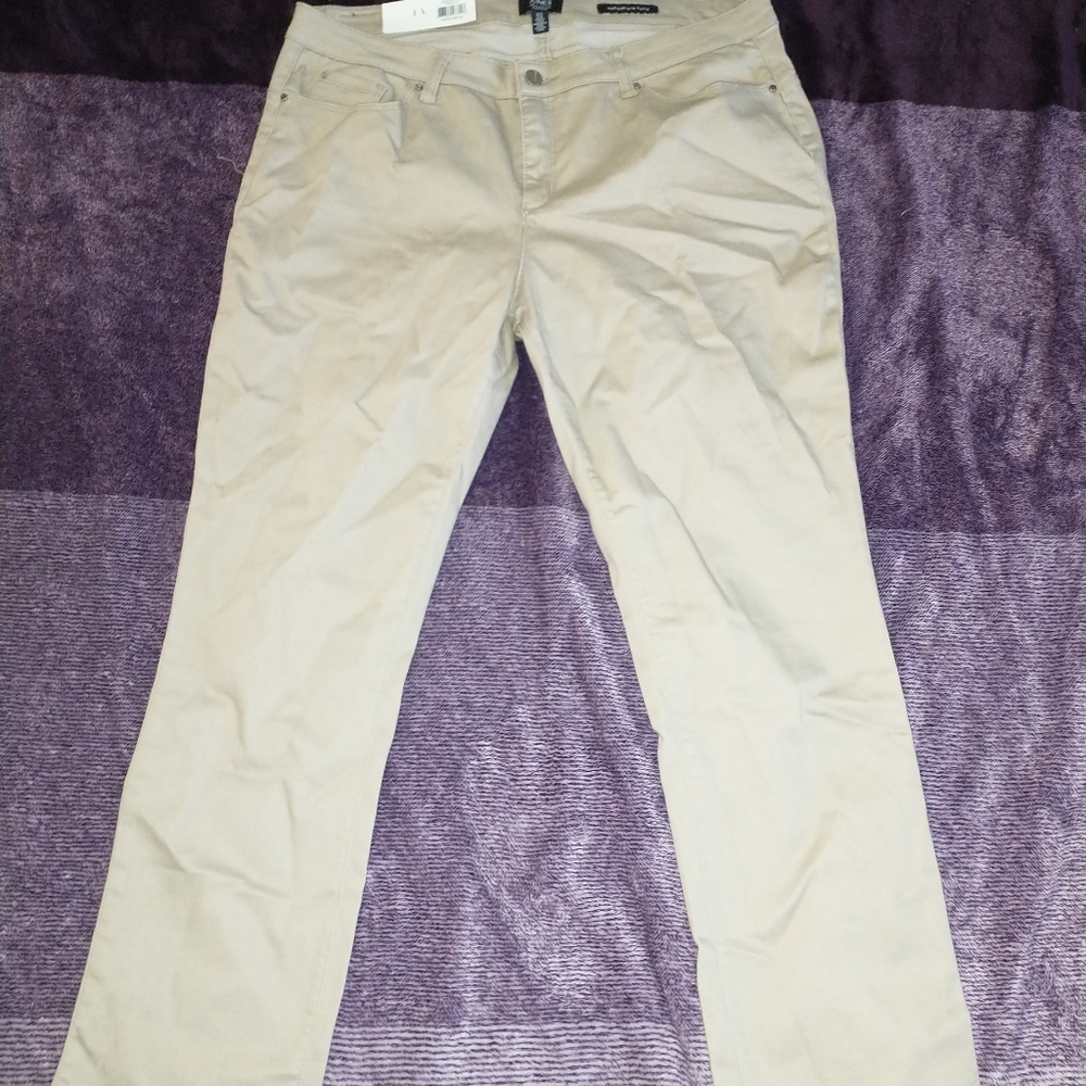 The Madison Slim Ankle Khakis